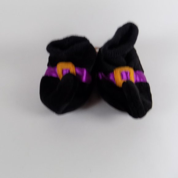 🌷5/25 SALE NEW Witchy Baby Bootie Shoes Slippers Cracker Barrel Halloween Kids - Picture 2 of 2